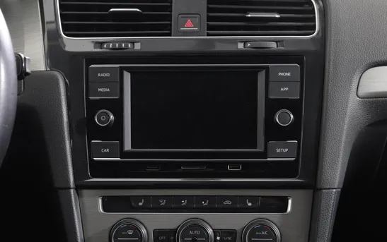 Volkswagen Golf 1.40 механика, фото №1