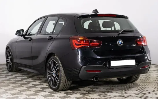 BMW 1 серии 1.50 автомат, фото №1