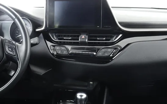 Toyota C-HR 2.00 вариатор, фото №1