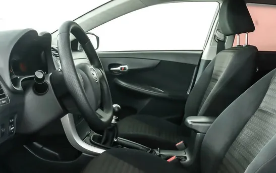 Toyota Corolla 1.30 механика, фото №1