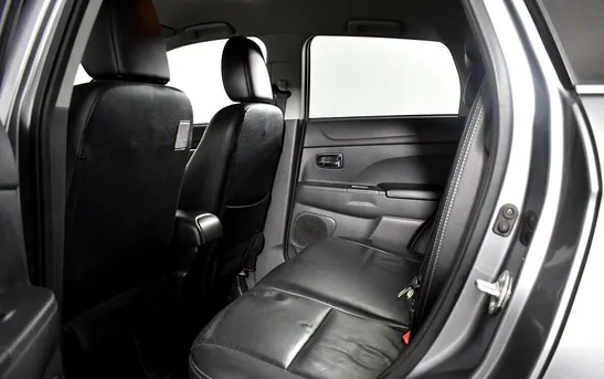 Mitsubishi ASX 1.80 вариатор, фото №1