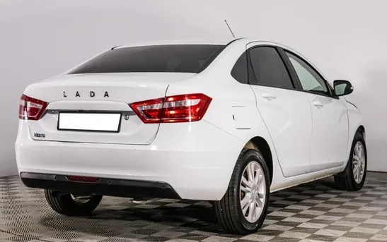 Lada (ВАЗ) Vesta 1.60 механика, фото №1