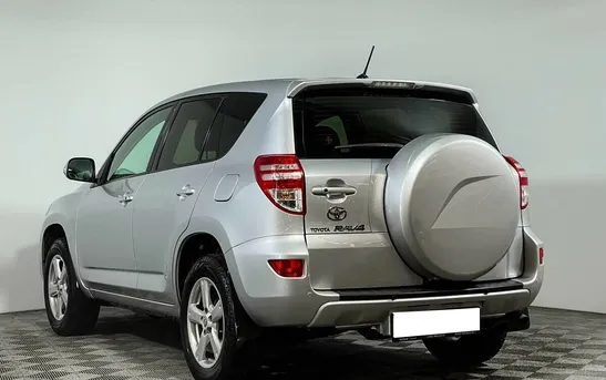 Toyota RAV4 2.00 вариатор, фото №1