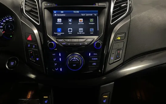 Hyundai i40 2.00 автомат, фото №1