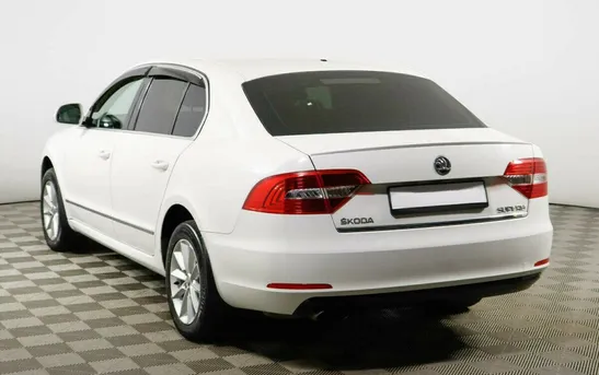Skoda Superb 1.80 робот, фото №1