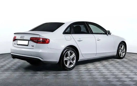 Audi A4 2.00 робот, фото №1