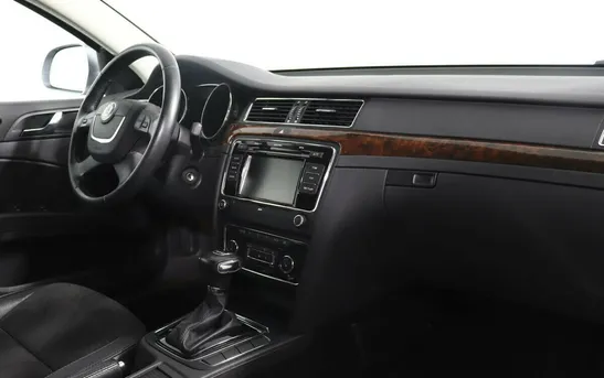 Skoda Superb 2.00 робот, фото №1