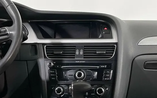 Audi A4 2.00 вариатор, фото №1