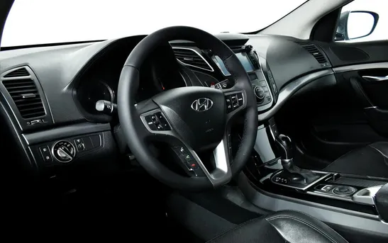 Hyundai i40 2.00 автомат, фото №1