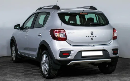 Renault Sandero 1.60 автомат, фото №1