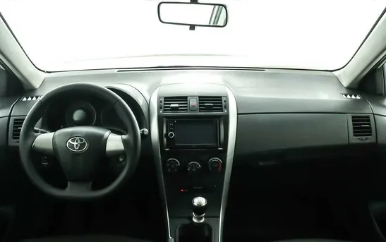 Toyota Corolla 1.30 механика, фото №1