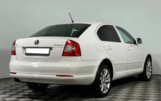 Skoda Octavia 1.40 робот, фото №1