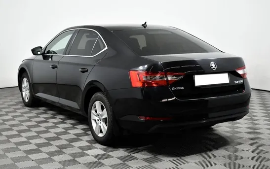 Skoda Superb 1.80 робот, фото №1