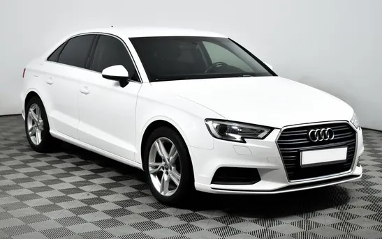 Audi A3 1.50 робот, фото №1