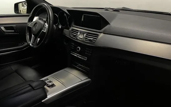 Mercedes-Benz E-Класс 2.00 автомат, фото №1