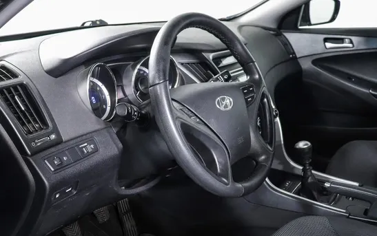 Hyundai Sonata 2.00 механика, фото №1