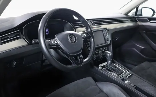 Volkswagen Passat 1.40 робот, фото №1