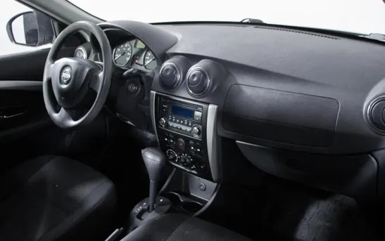 Nissan Almera 1.60 автомат, фото №1