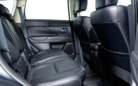 Mitsubishi Outlander 2.40 вариатор, фото №1