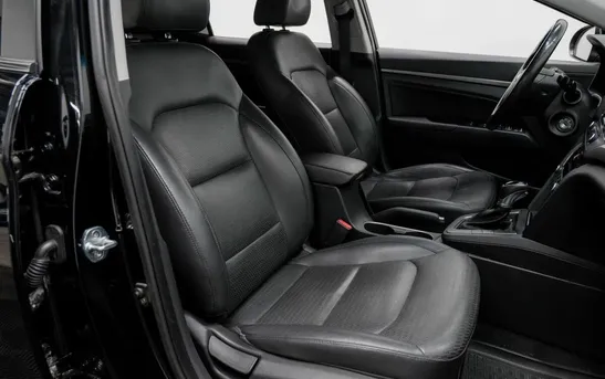 Hyundai Elantra 2.00 автомат, фото №1