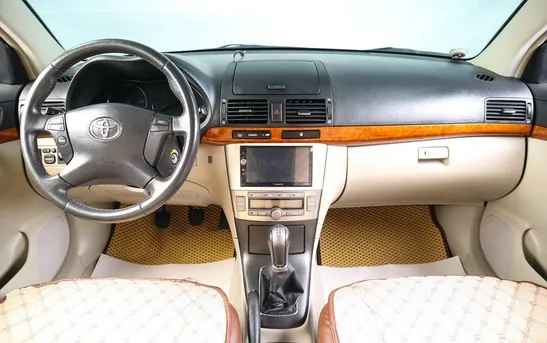 Toyota Avensis 1.80 механика, фото №1
