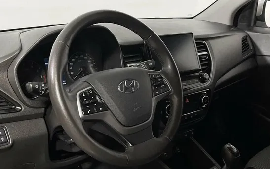 Hyundai Solaris 1.60 механика, фото №1