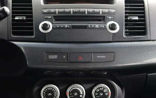 Mitsubishi Lancer 1.80 механика, фото №1