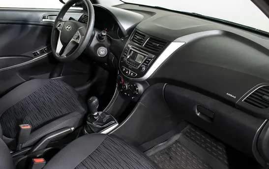 Hyundai Solaris 1.60 механика, фото №1