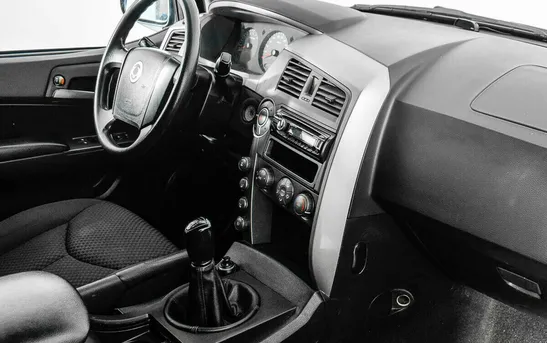 SsangYong Kyron 2.30 механика, фото №1
