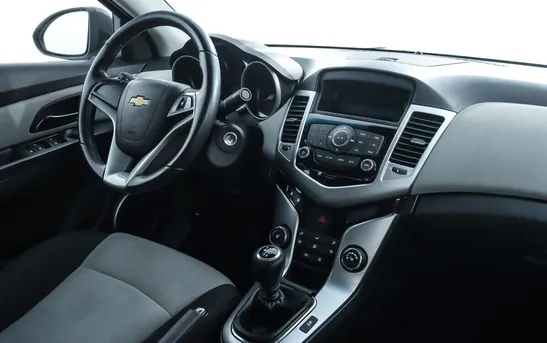 Chevrolet Cruze 1.60 механика, фото №1