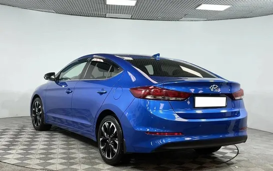 Hyundai Elantra 2.00 автомат, фото №1