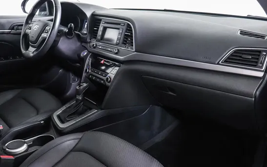 Hyundai Elantra 2.00 автомат, фото №1