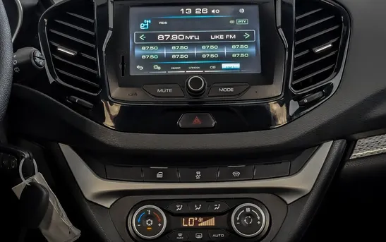 Lada (ВАЗ) Vesta 1.80 робот, фото №1