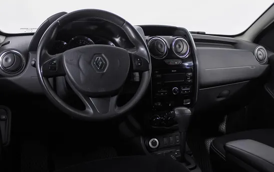 Renault Duster 2.00 автомат, фото №1