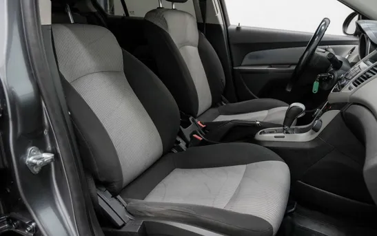 Chevrolet Cruze 1.60 автомат, фото №1