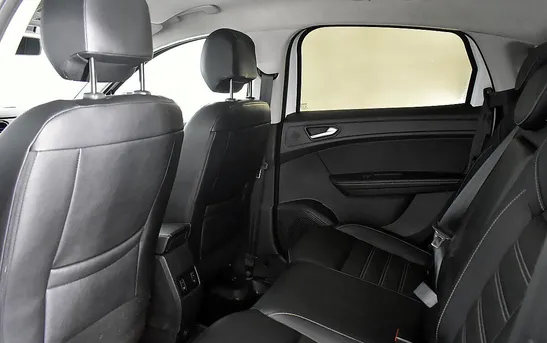 Renault Arkana 1.30 вариатор, фото №1