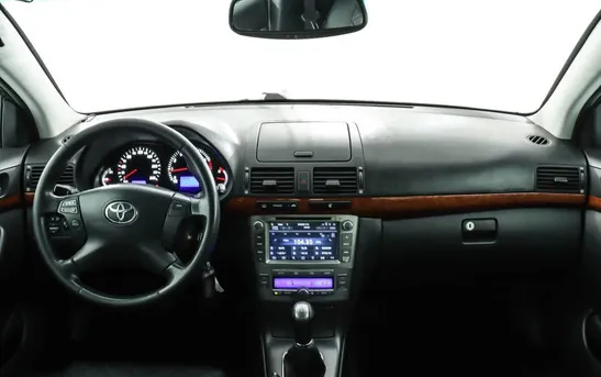 Toyota Avensis 1.80 механика, фото №1