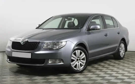 Skoda Superb 2.00 робот, фото №1