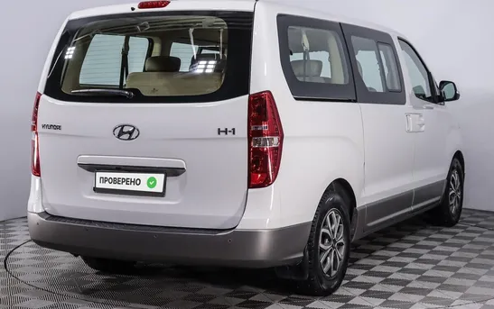 Hyundai H-1 2.50 автомат, фото №1