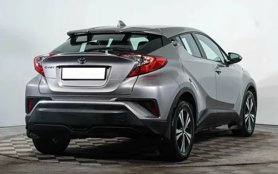 Toyota C-HR 2.00 вариатор, фото №1