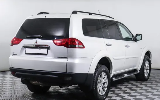 Mitsubishi Pajero Sport 2.50 автомат, фото №1