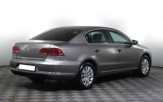 Volkswagen Passat 1.80 робот, фото №1