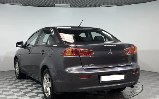 Mitsubishi Lancer 1.80 механика, фото №1