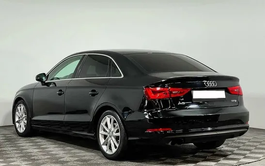 Audi A3 1.40 робот, фото №1