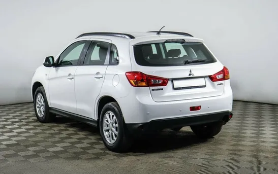 Mitsubishi ASX 1.80 вариатор, фото №1