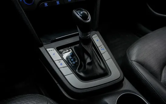 Hyundai Elantra 2.00 автомат, фото №1