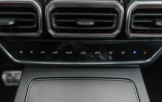 Jetour X70 PLUS 1.60 робот, фото №1