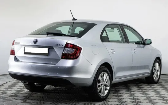 Skoda Rapid 1.60 механика, фото №1
