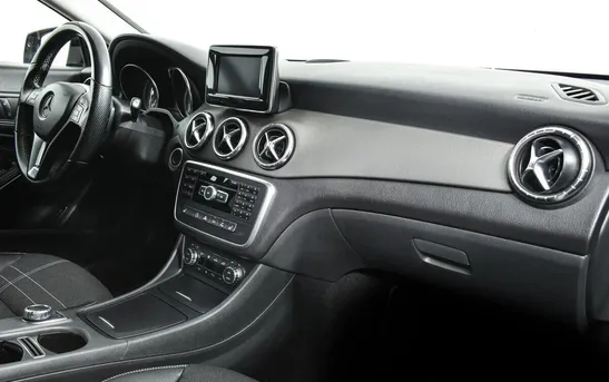 Mercedes-Benz CLA 1.60 робот, фото №1