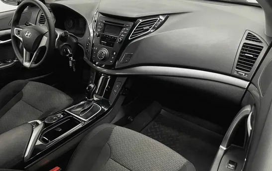 Hyundai i40 2.00 автомат, фото №1